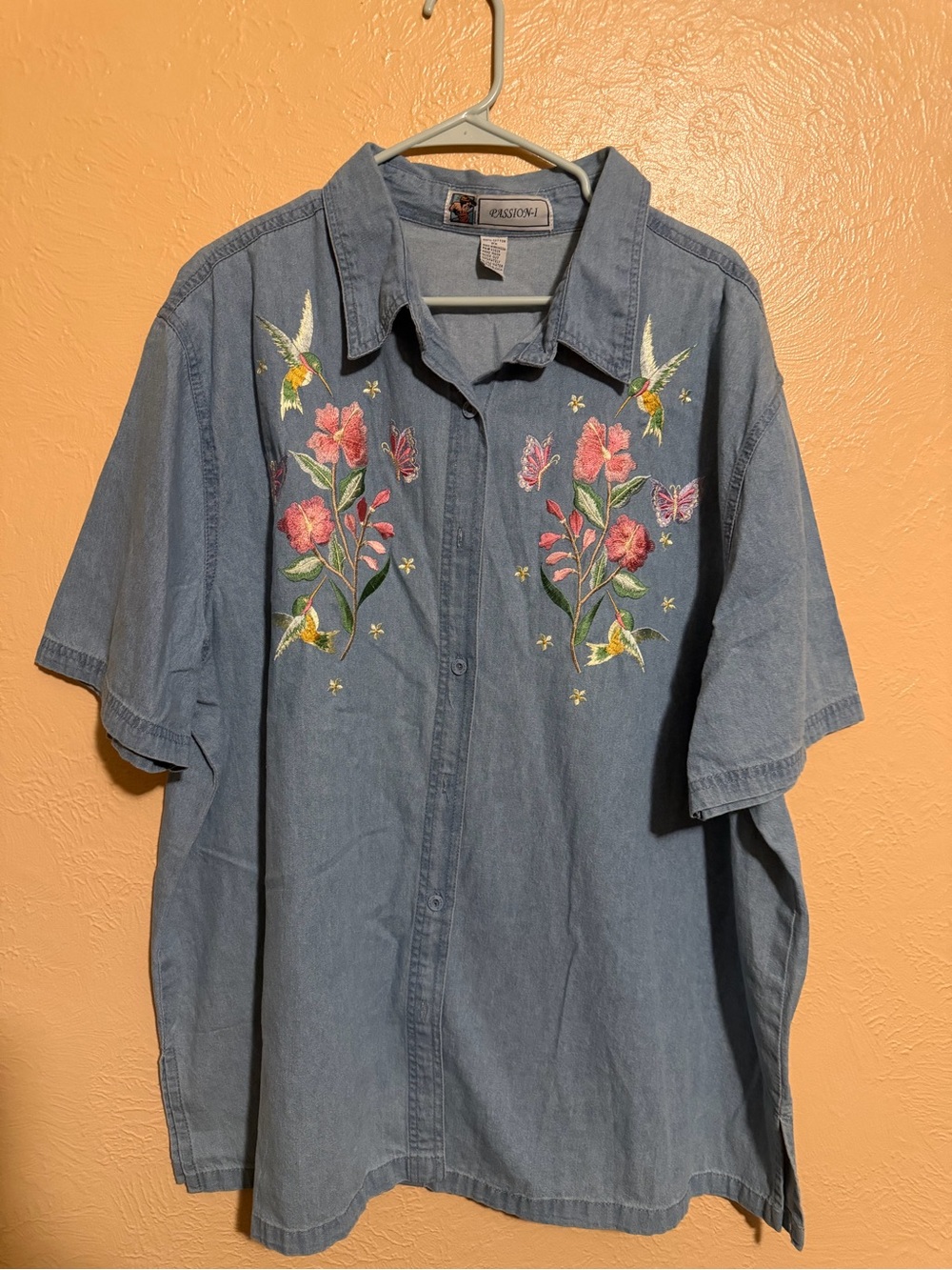 Vtg Embroidered Denim Short-Sleeve Shirt - Blue